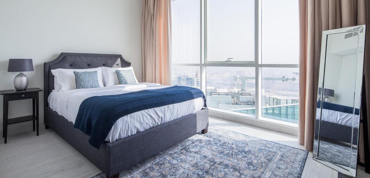 Frank Porter - Al Bateen Residence Dubai Buitenkant foto