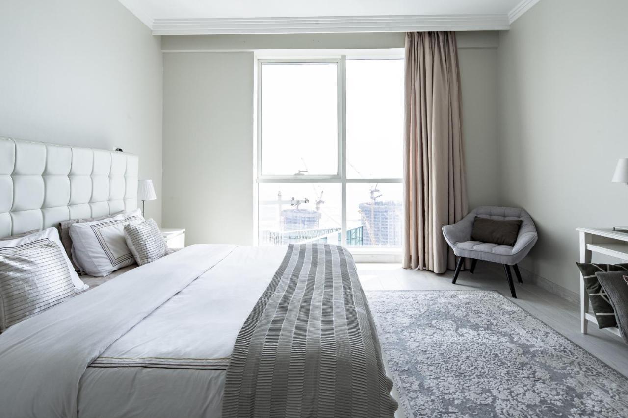 Frank Porter - Al Bateen Residence Dubai Buitenkant foto