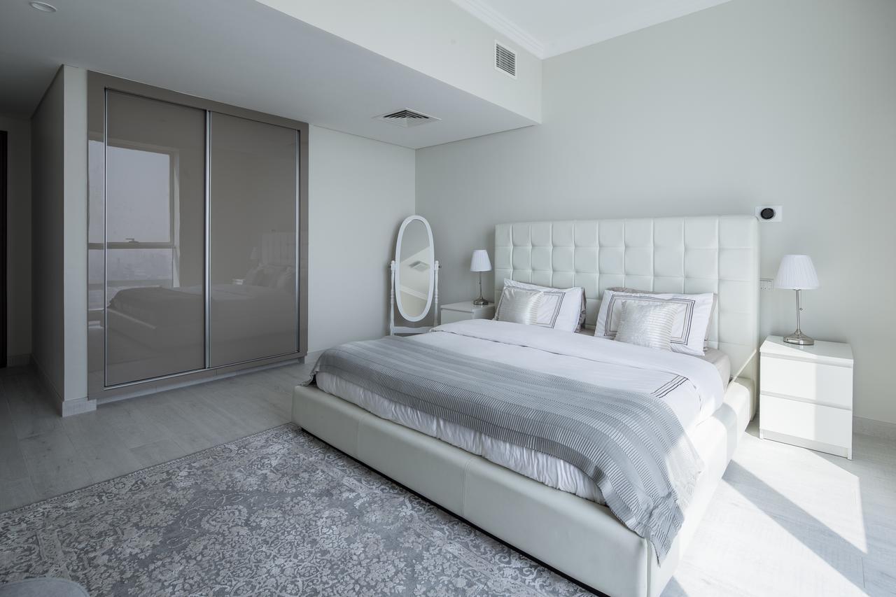 Frank Porter - Al Bateen Residence Dubai Buitenkant foto